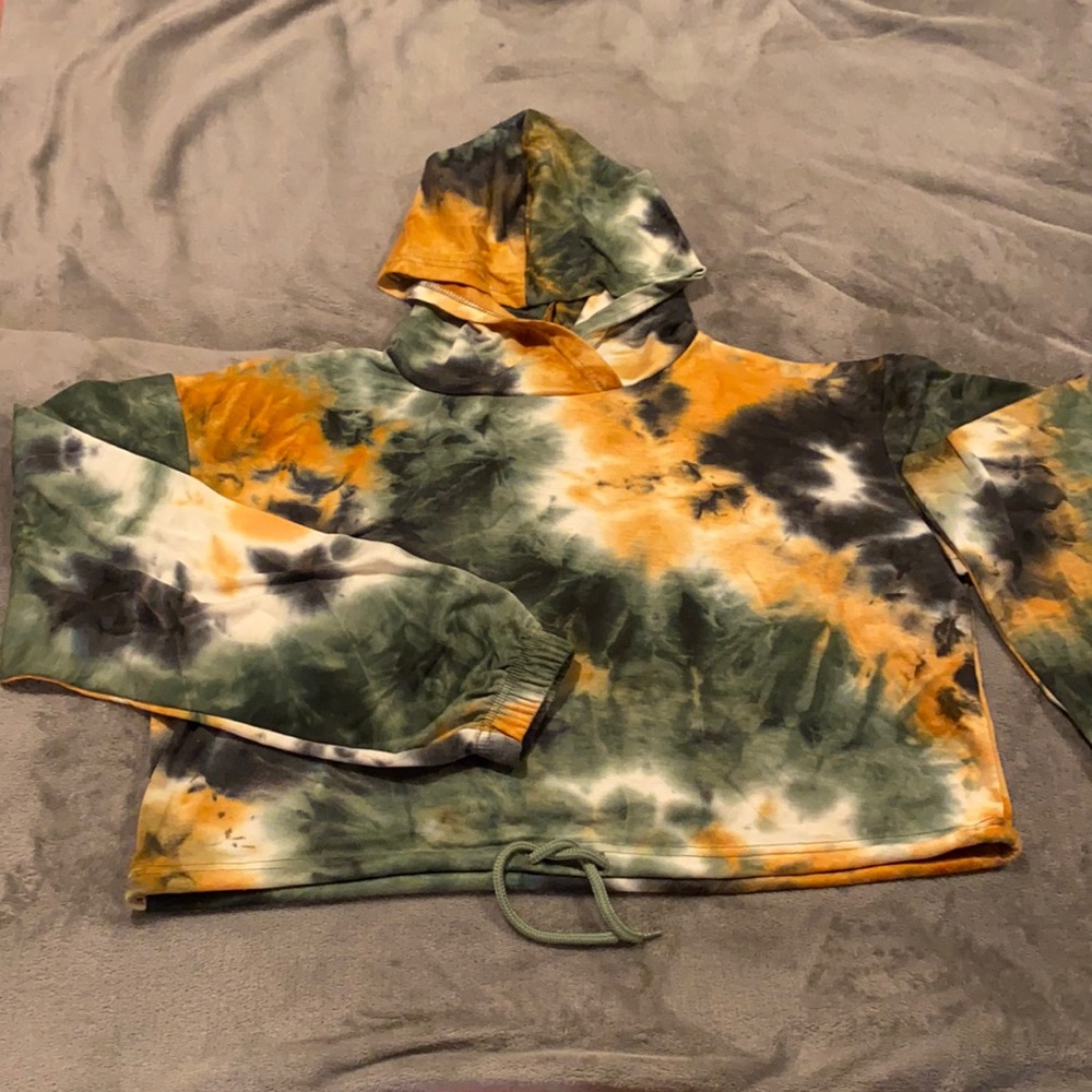 Tye Dye Crop Hoodie